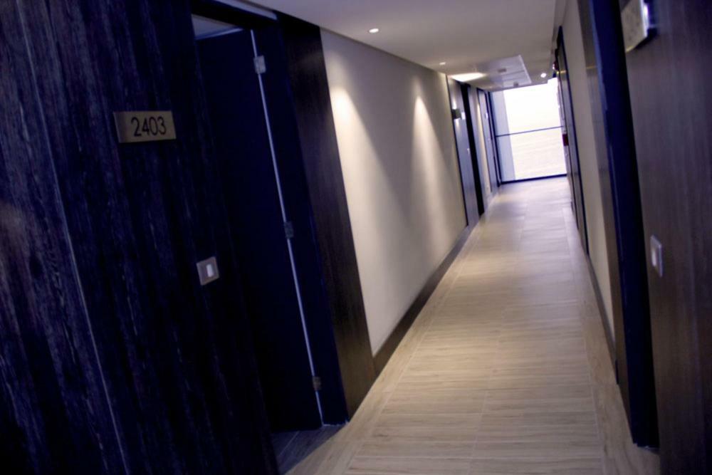 De Lujo. Frente Mall Plaza Apartamento *